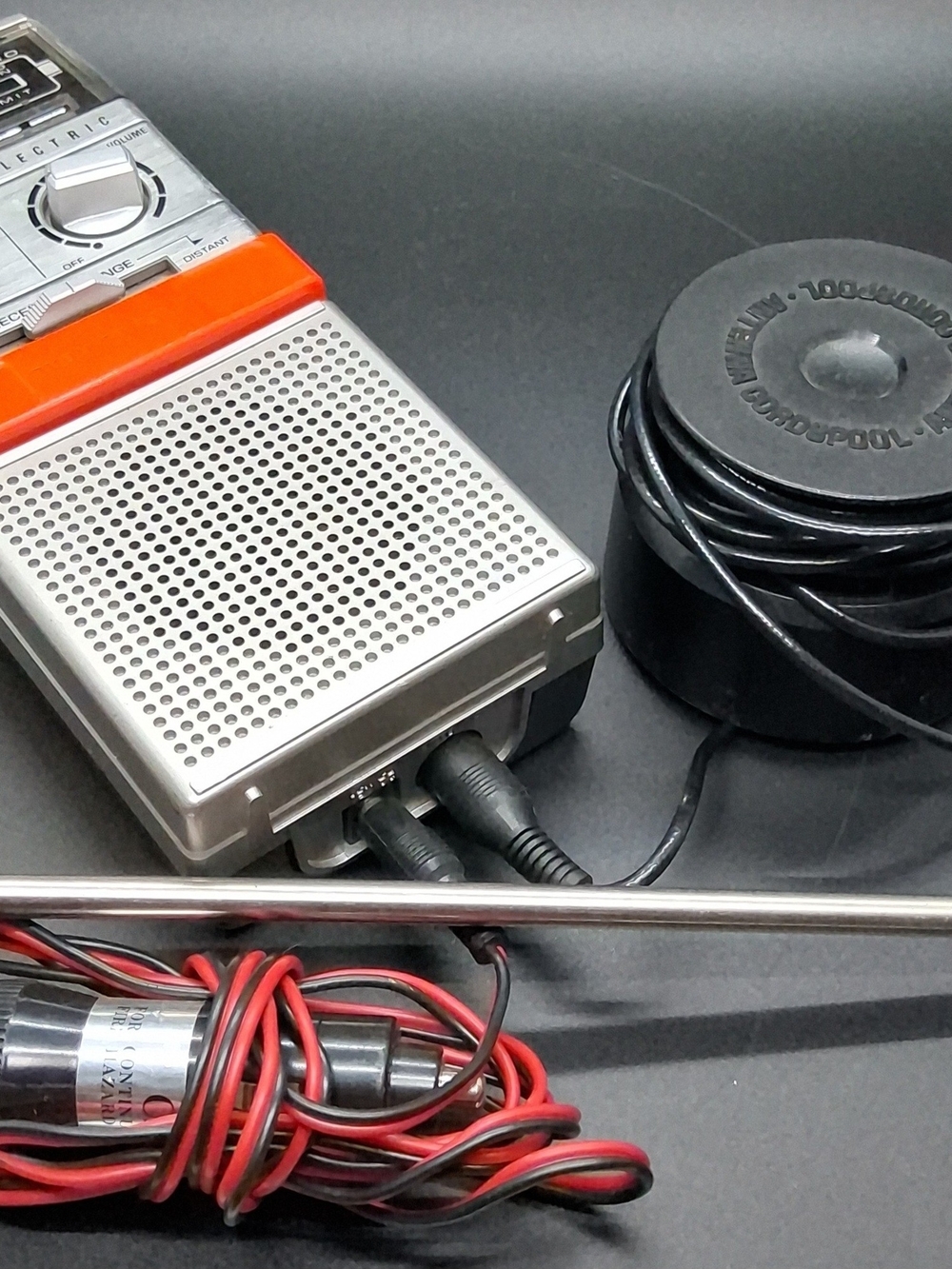 Vintage General Electric (GE) HELP! Emergency CB Radio ~Model 3-5908A